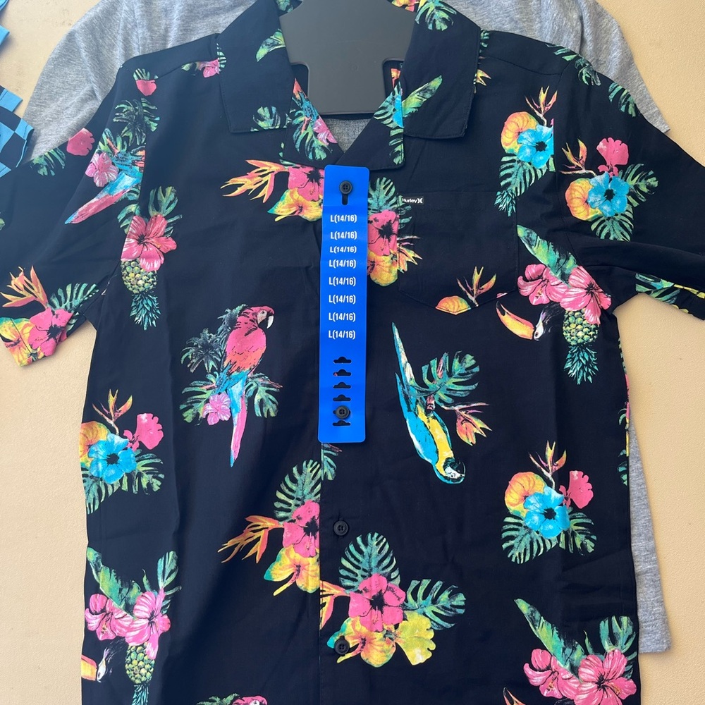 Brand New Boys Size Large 14/16 Hurley Hawaiian Button Down and Tshirt